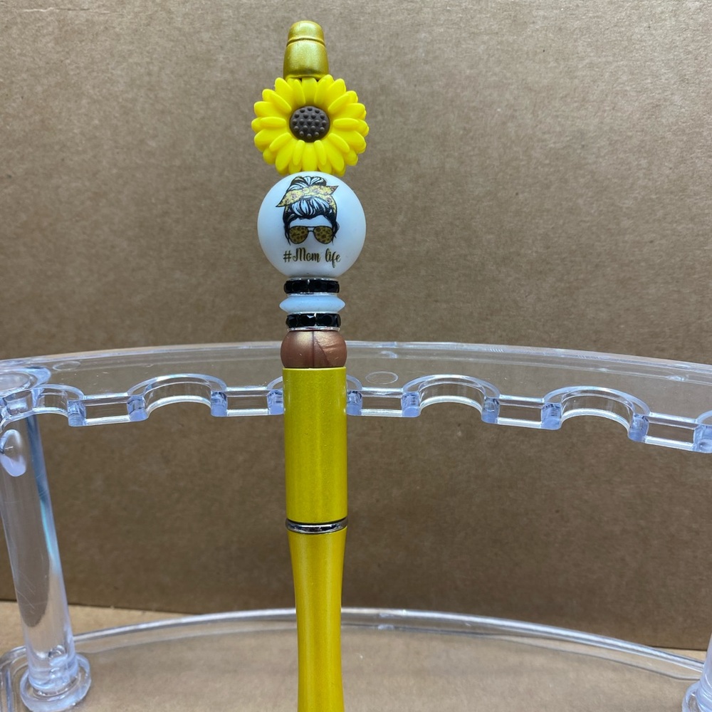 NWT MOM LIFE PEN